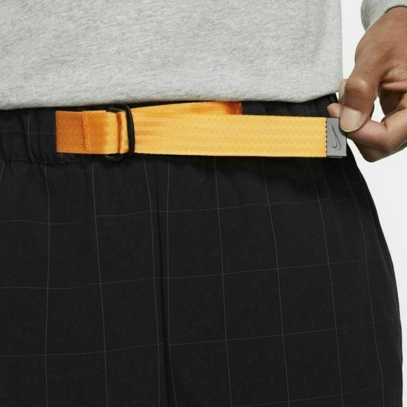 Nike Sportswear NSW Tech Pack Woven Shorts Black Belted BV4458-010 - Picture 6 of 12